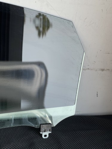 2012 - 2015 TOYOTA PRIUS REAR RIGHT PASSENGER SIDE DOOR WINDOW GLASS OEM - Picture 10 of 11