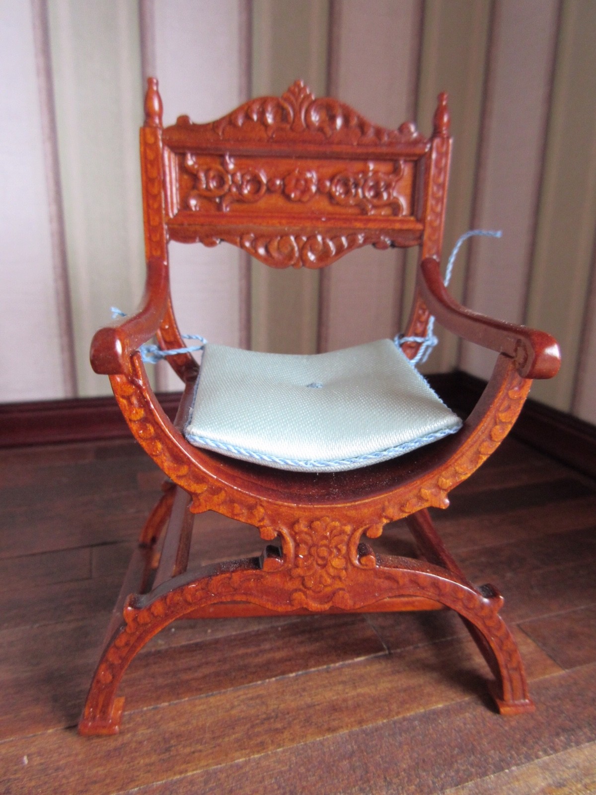 With Frame X Quality Fine Miniatures Jbm Seat Chair Pad