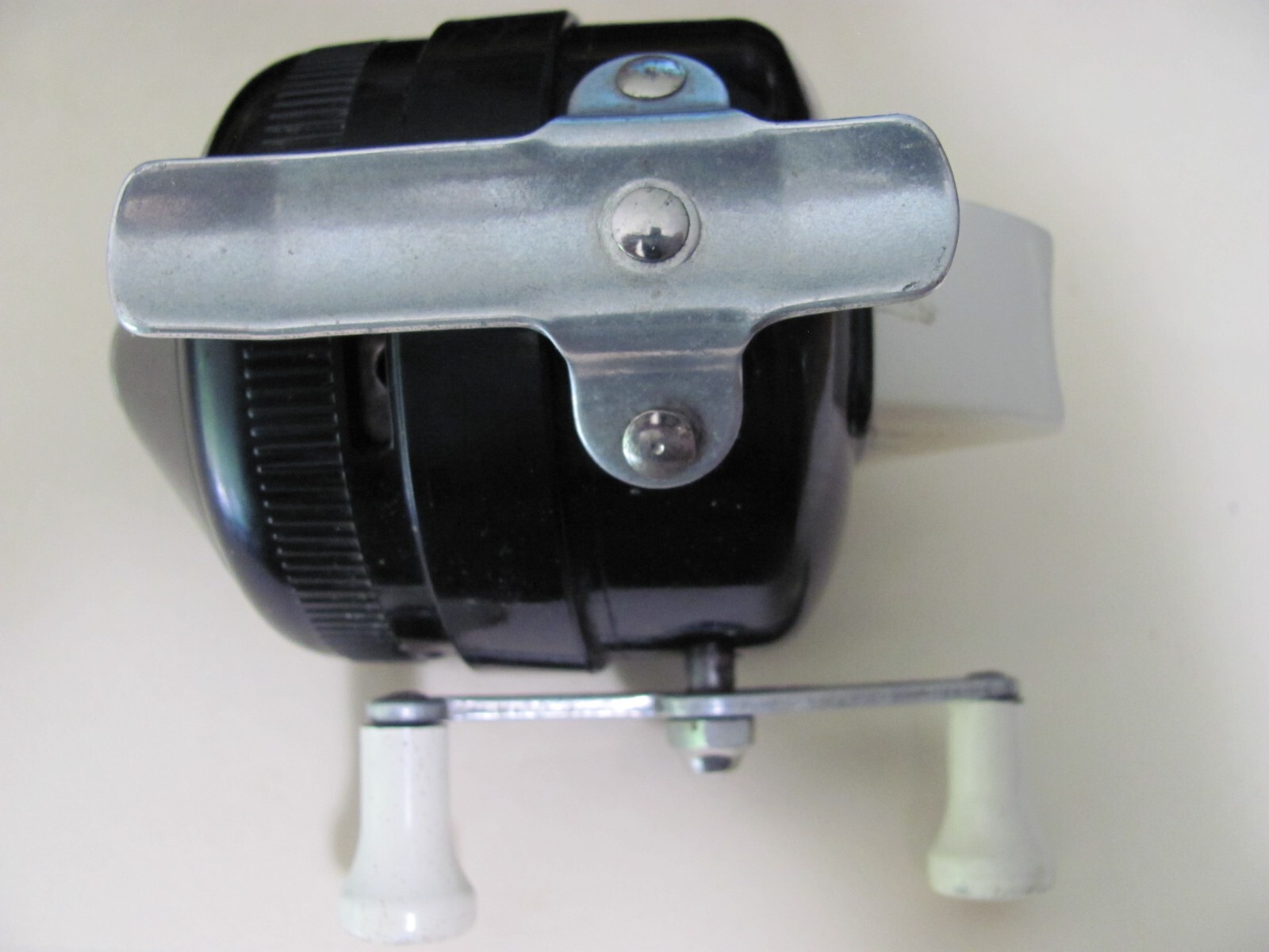 Vintage Zebco 202 Black Fishing Reel Spincast