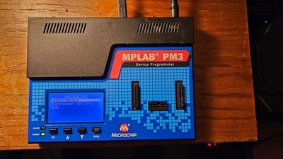 Microchip MPLAB PM3 Universal Device Programmer DV007004 with Power Supply