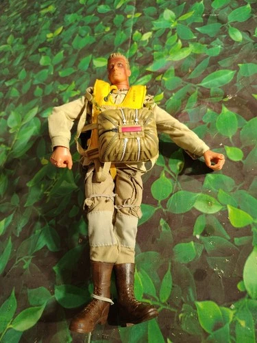 G.I. Joe 21st Century Toys Hasbro 1/6th 12" Action Figure Airborne Soldier