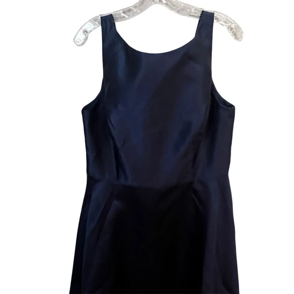 Alfred Sung 女式海军蓝无袖鸡尾酒礼服缎面加大 16 码 — 第 4/4 张图片