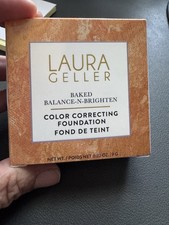Laura Geller - Baked Balance-N-Brighten Color Correcting Foundation Light New!