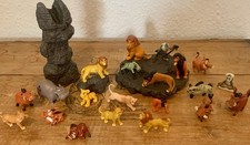 König der Löwen Mini-Figuren Sammlung - 21 Figuren - Garde der Löwen + Felsen