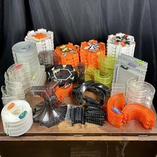Huge 300-Piece HEXBUG COLLECTION Includes 10x HEXBUGS Track Spirals V2 Glow Dark