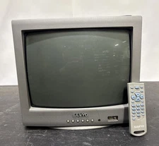 Sanyo DS13204 13" CRT TV A/V Inputs Retro Gaming W/ OEM Remote Tested Works