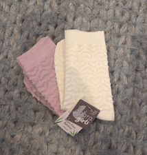 NWT apara Girls Soft rayon bamboo Socks heart Shoe Sz 10-4.5 pink  cream 2 pr