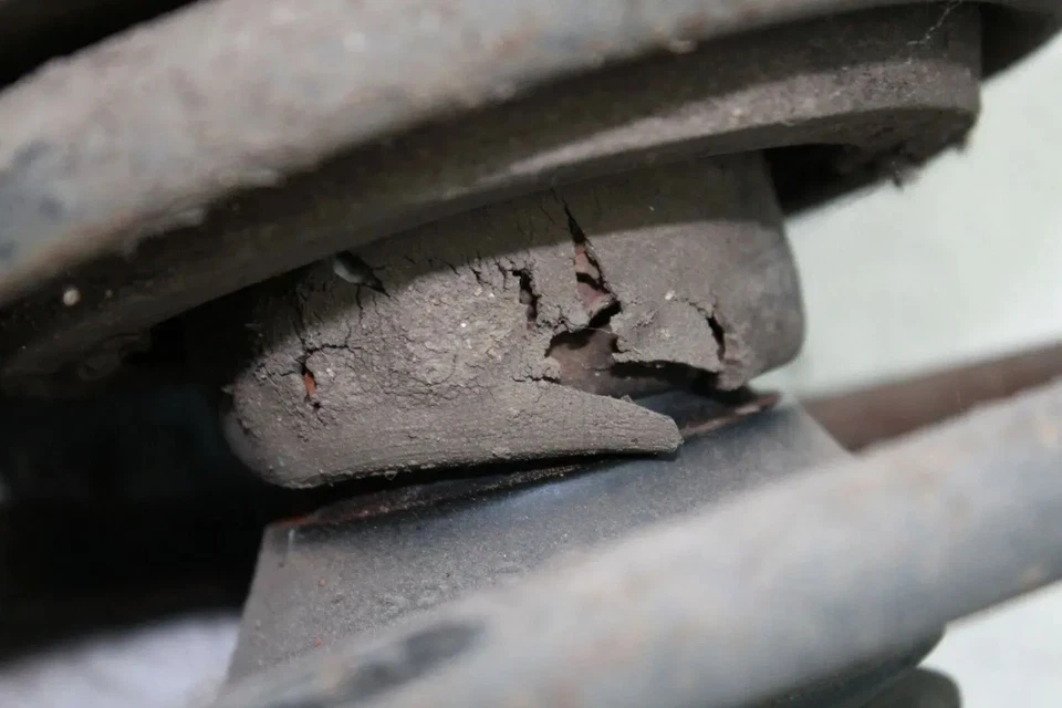 2x Federbein Stoßdämpfer Federn vorne links rechts Chrysler Le Baron III Bj.95 - Bild 4 von 4