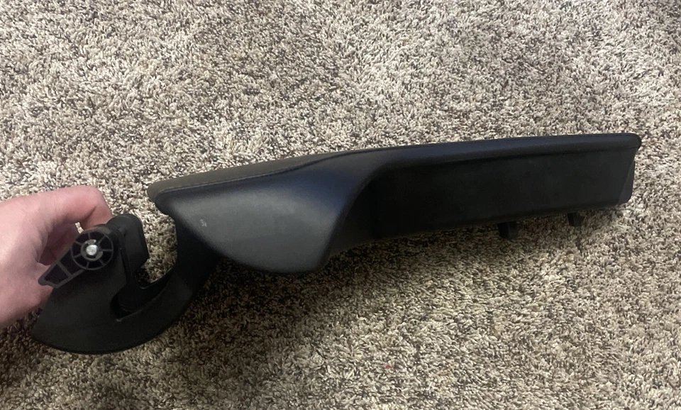 ⭐2016-2024 CHEVY CAMARO ЦЕНТРАЛЬНАЯ КОНСОЛЬ КРЫШКА ПОДЛОКОТНИКА ЧЕРНЫЙ В СБОРЕ OEM - Изображение 3 из 4