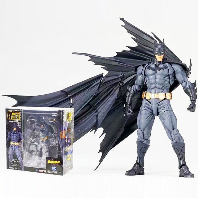 Amazing Yamaguchi Revoltech NO.009 Batman Action Figure Toy New In Box 16CM