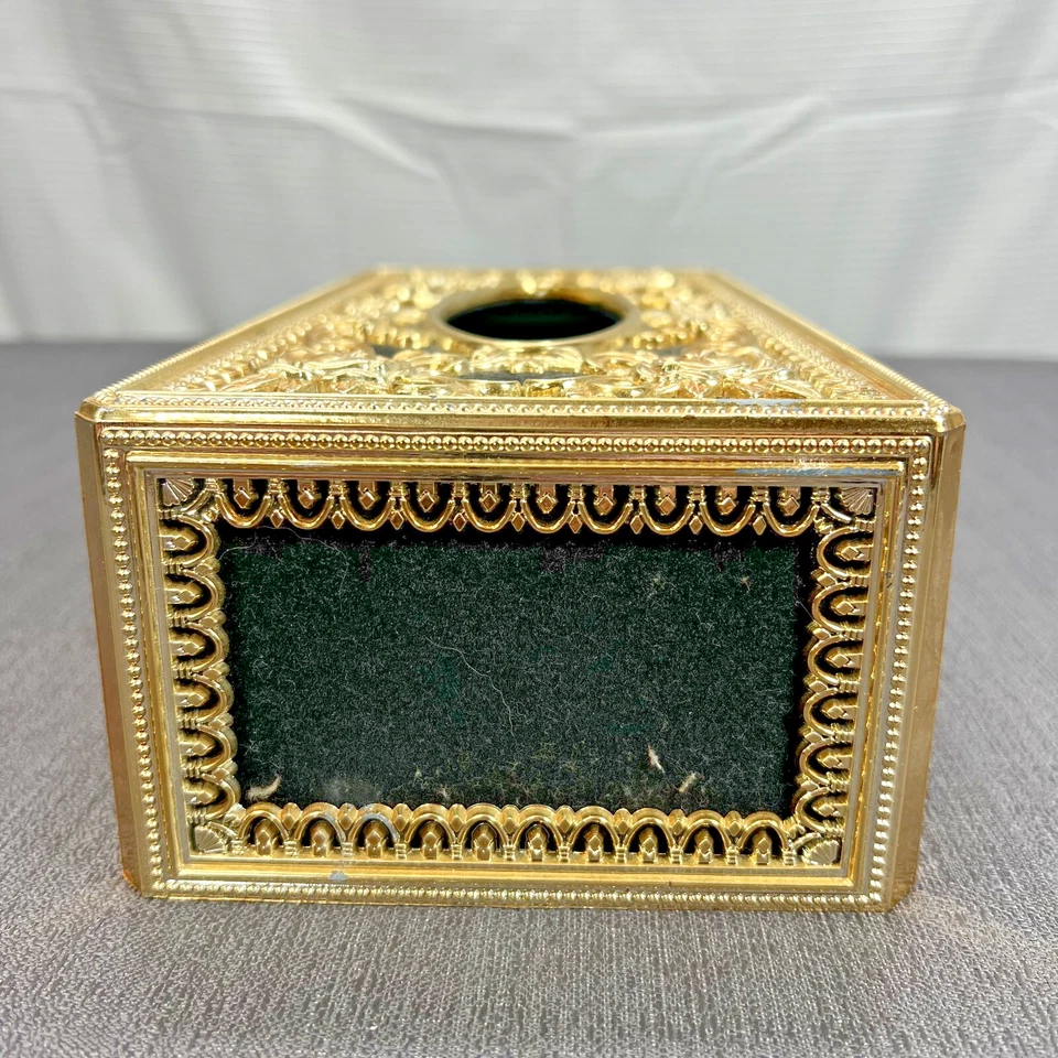 Vtg MCM Hollywood Regency Style Tissue Box Holder Black Felt And Gold Plastic - Image 4 of 4