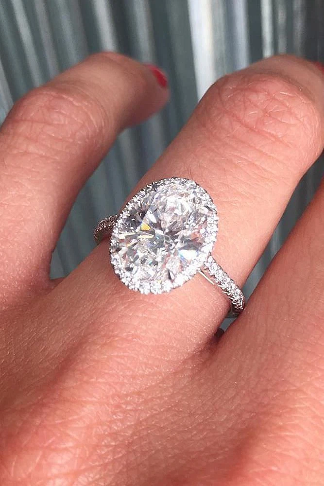 Oval halo with wedding hotsell band