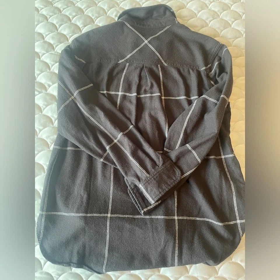 Athleta Mujer Petite Pequeña Franela Negra Manga Larga Camisa Abotonada Foto 4 de 4