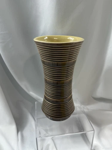 RED WING POTTERY 820 vase Brown Yellow 8.5 inches