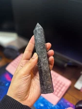 Larvikite tower D 7.7 oz	6.5 in