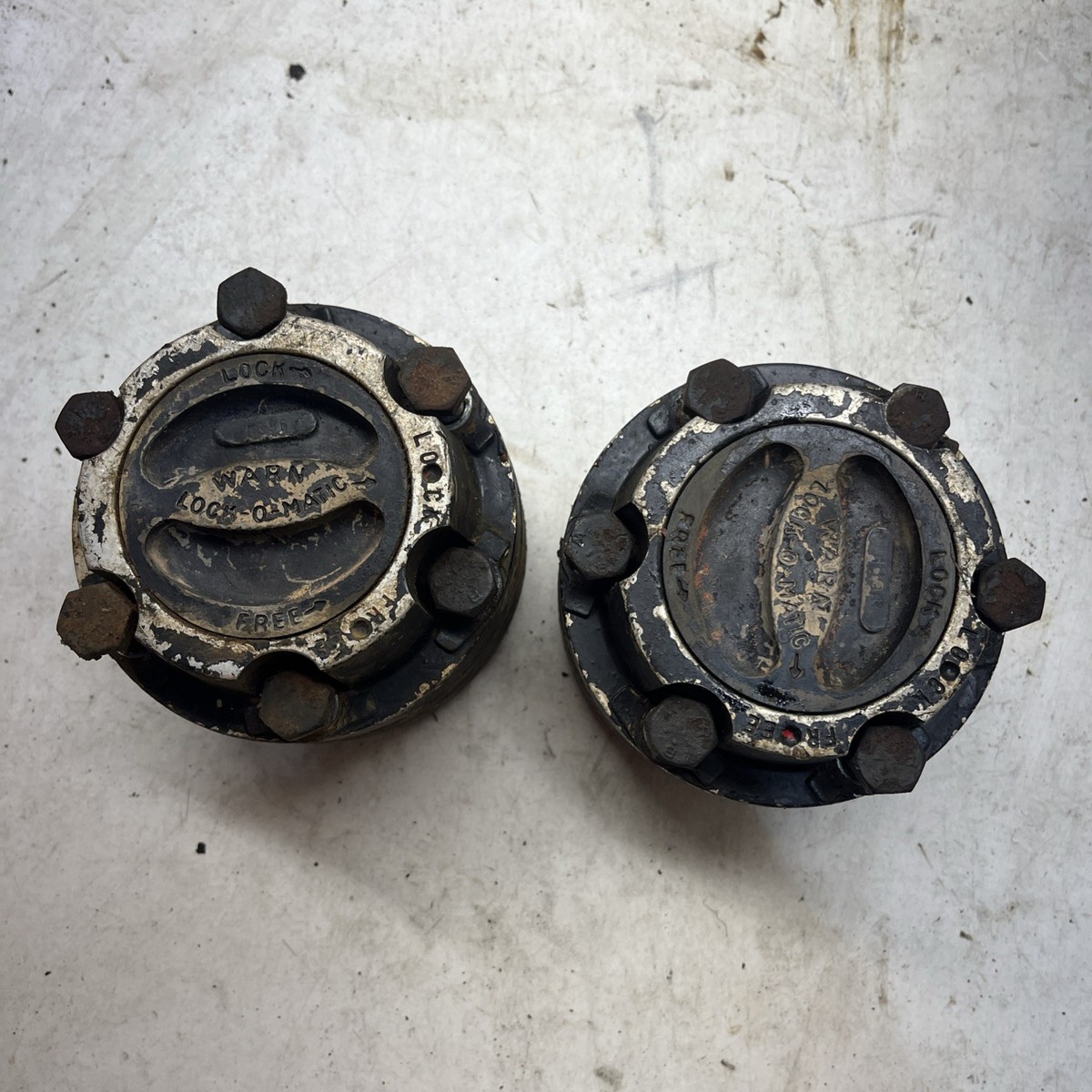HOOT スタッズ　ロープ　スペース　リング Warn M196 Locking Hubs Jeep 72-80 27 Spline 6 Bolt Dana Lock-o