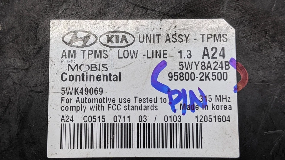 Módulo de unidad de sensor de monitor de presión de neumáticos Kia Soul TPMS 2012 2013 FABRICANTE DE EQUIPOS ORIGINALES 95800-2K50 Foto 2 de 2