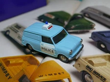 BRITISH MOTORING CLASSICS BMC100/3 MINI VAN Mk-Ⅲ POLICE PATROL 1/43