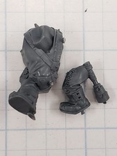 Warhammer 40k Ork Bits Kommando Boy Body w Legs Set 56