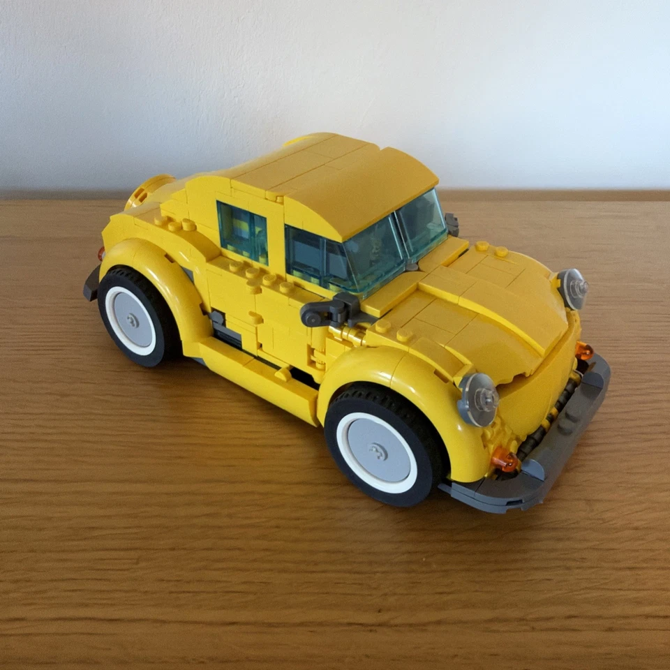 LEGO Icons 10338 Bumblebee, photo 4 of 5