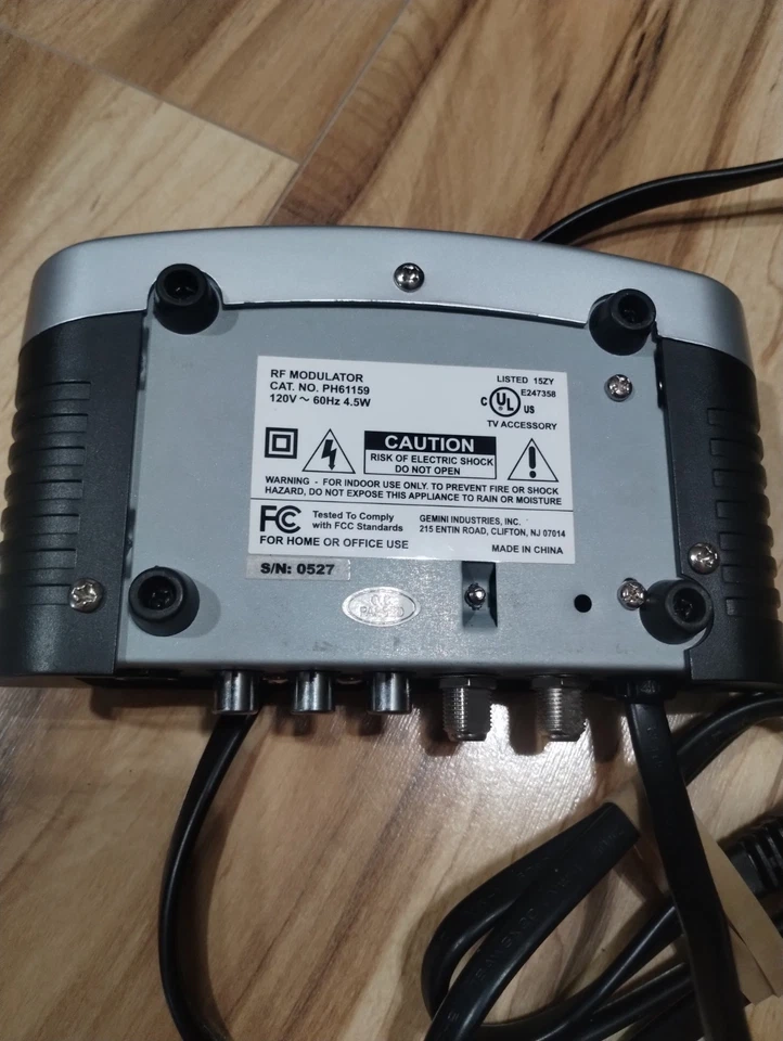 Philips RF MODULATOR Box Video RCA to RF Converter PH61159 Channel 3,4 Coaxial - Image 3 of 4