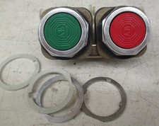 Allen Bradley 800T-XA Series C 800VAC contact block and 800T-FB16 Series P push