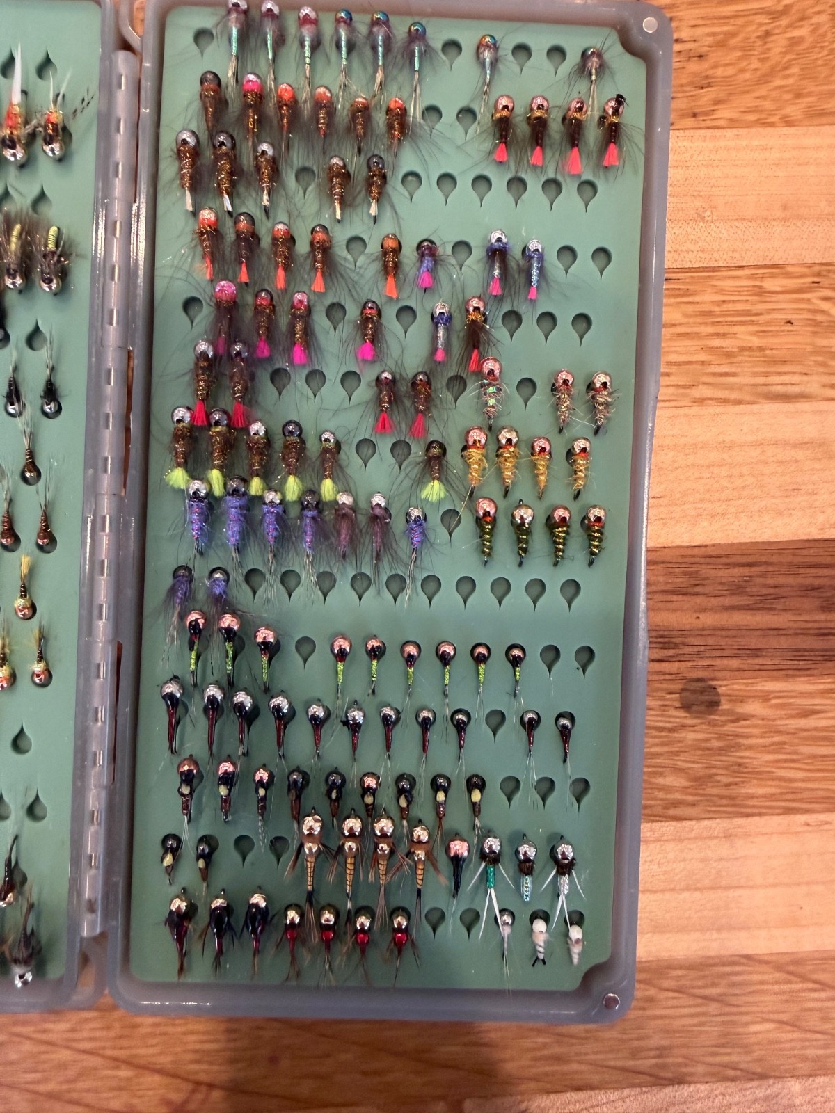 #255 - Fly Fishing Flies hand made. BlowTorch, Perdigon, HaresEar,Duracell.  - Image 3