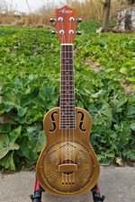 Aiersi F Hole Satin Bell Brass Brass Body 24 Inch Concert Resonator Ukulele