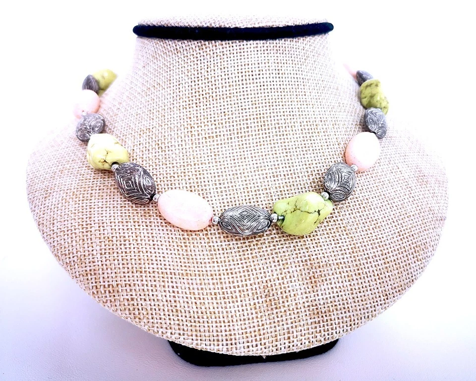 Collar Ovalado Rosa Hierba Coral Barquesa Howlita Antiguo Tíbet Plata Cuentas 17" Foto 3 de 4