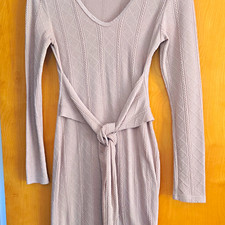 SHEIN Beige Knit V-Neck Long Sleeve Tie Waist Maxi Dress Women’s Size M