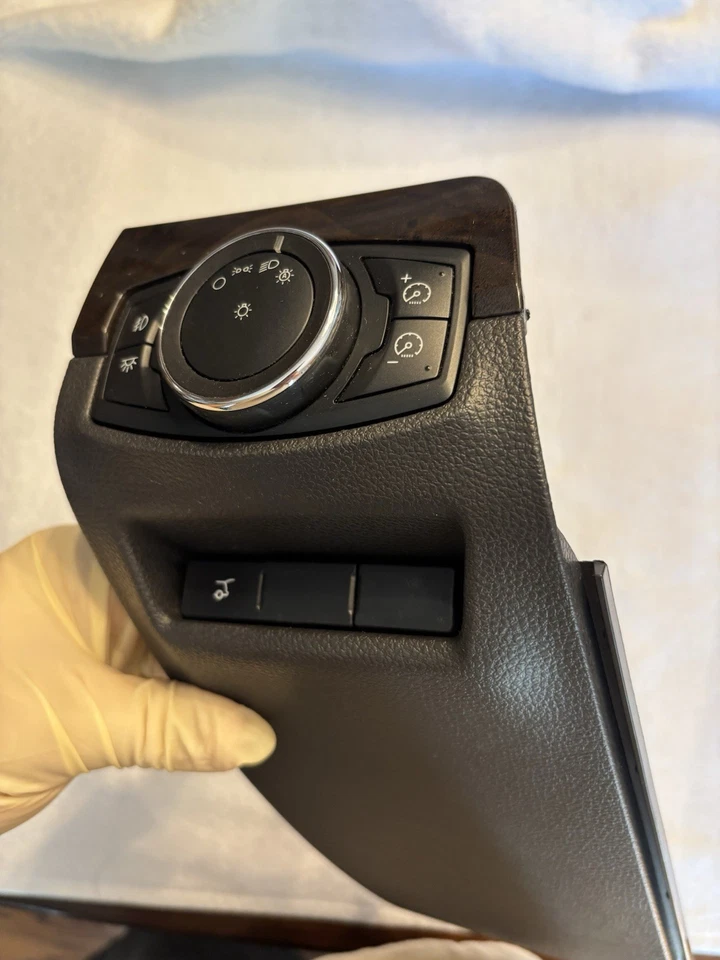 Conjunto de unidad de control de interruptor de faros Ford Explorer Limited 2011 negro Foto 2 de 4