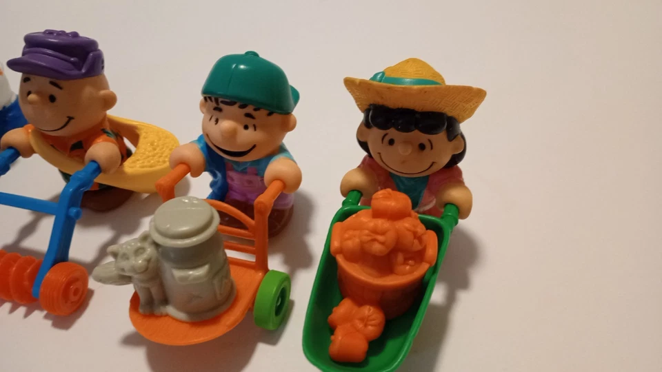 Mcdonalds Peanuts Charlie Brown 1989 Happy Meal Toys juego completo de 4 Foto 3 de 4