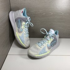 Nike Boys Kyrie Flytrap 5 DD0340-102 White Basketball Shoes Sneakers Size 6Y