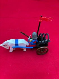 LEGO Castle: Knights' Arsenal (6016) 100% complete with instructions.