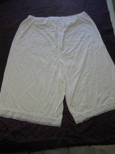 NWOT VANITY FAIR White Nylon Pettipants, Lace Hems - Style 12-778 - Size XL