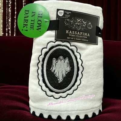 Set Of 2 Halloween Hand Towels, Featuring Sparkling Glitter Ghost 16  X 28  New