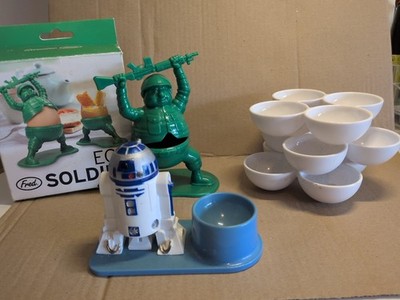 Eierbecher Ständer Konvolut Eiersoldat, Star Wars R2D2, 3x Eierhalter Kunststoff