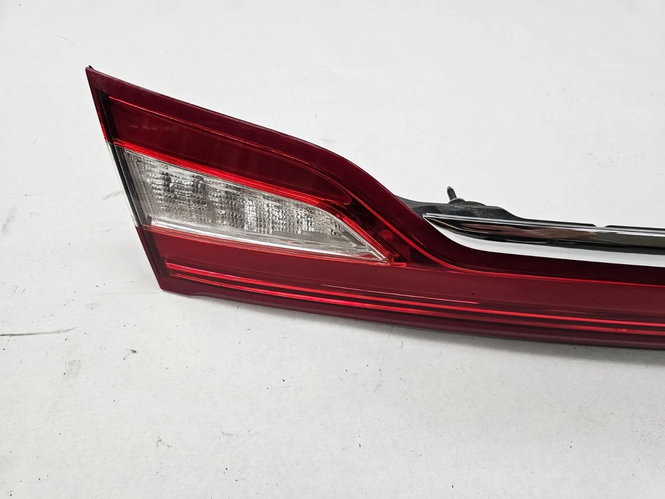 ЗАДНИЙ ЦЕНТРАЛЬНЫЙ ЗАДНИЙ ФОНАРЬ СТОП-СИГНАЛ LLINCOLN MKX БЕЗ КАМЕРЫ OEM 2016 2017 2018 - Изображение 2 из 4