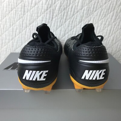 Nike Legend 8 Elite TC FG Soccer Cleats Men display picture 2