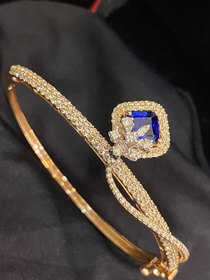 Pave 4,70 Cts Runde Brilliant Cut Diamanten Saphir Armreif Armband In 14K Gold - Bild 2 von 4