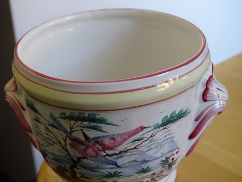 APREY CACHE POT EN FAIENCE DECOR STYLE 18 EME SIECLE - Picture 2 of 9