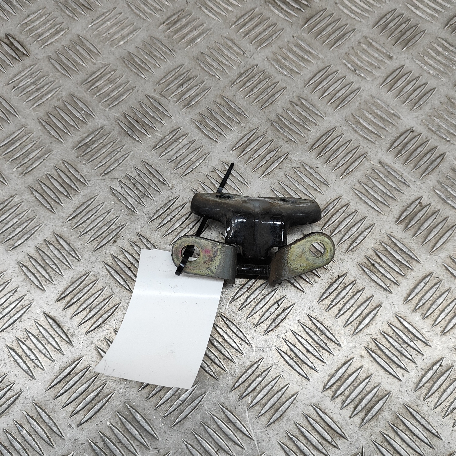 OPEL VAUXHALL MOKKA J13 Front left Door Lower Hinge 13505399 1.7 Diesel