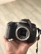 Canon EOS 60D Digital SLR 18MP Body 2 Battery Charger Lowepro Backpack No Cap