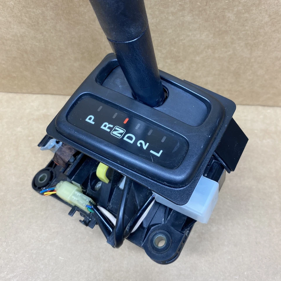 Conjunto de palanca de cambios de piso de transmisión automática Chevy Tracker AT 1999-04 FABRICANTE DE EQUIPOS ORIGINALES Foto 2 de 4