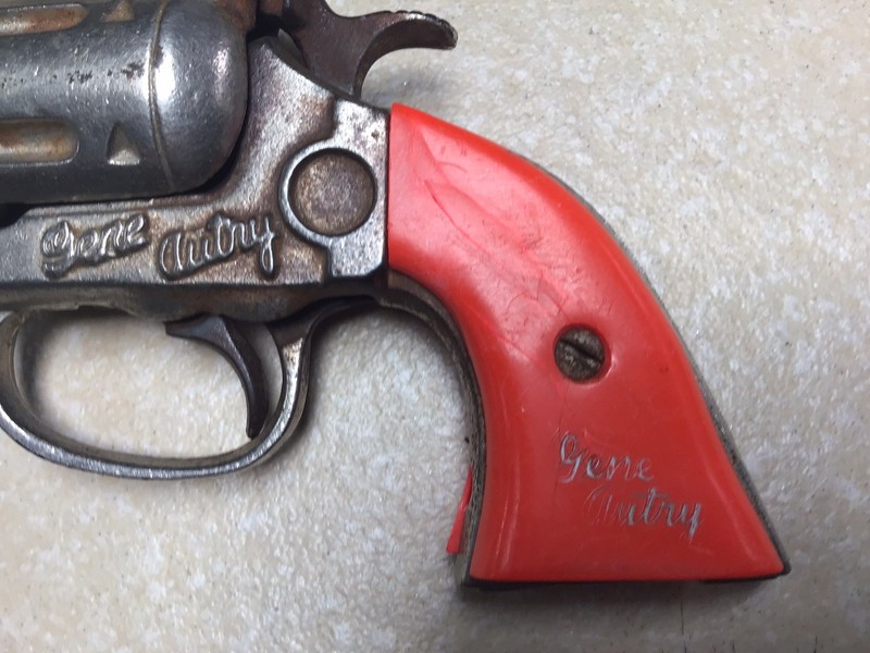 VINTAGE KENTON GENE AUTRUY CAP GUN 1950’s CAST IRON ?
