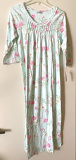 New MISS ELAINE Size Small Green Mint Floral Print Nightgown 3/4 Sleeve