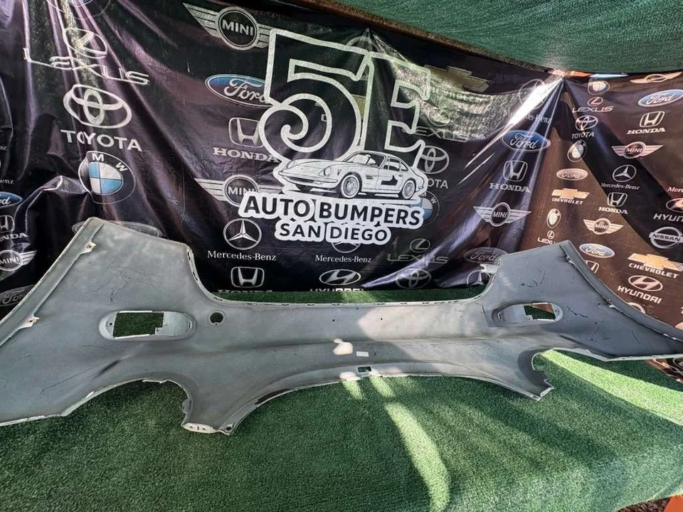 Cubierta de parachoques delantero Volkswagen Beetle 1999-2005 OEM 1C0807221EGRU Foto 4 de 4