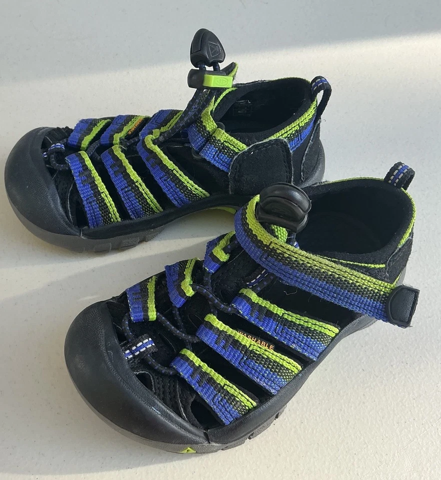Keen Newport H2 Sandals Kids Size 9 Blue Water Hiking Shoes Hike Sport Outdoor - Image 2 of 4