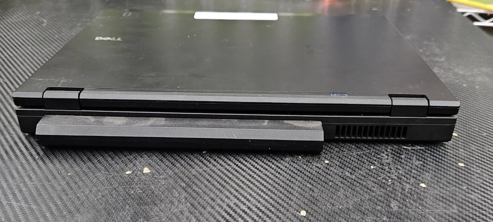 Dell Latitude E5500, Core 2 Duo T9550, 4GB RAM D2, 500GB HDD, Sin placa inferior/OS Foto 4 de 4