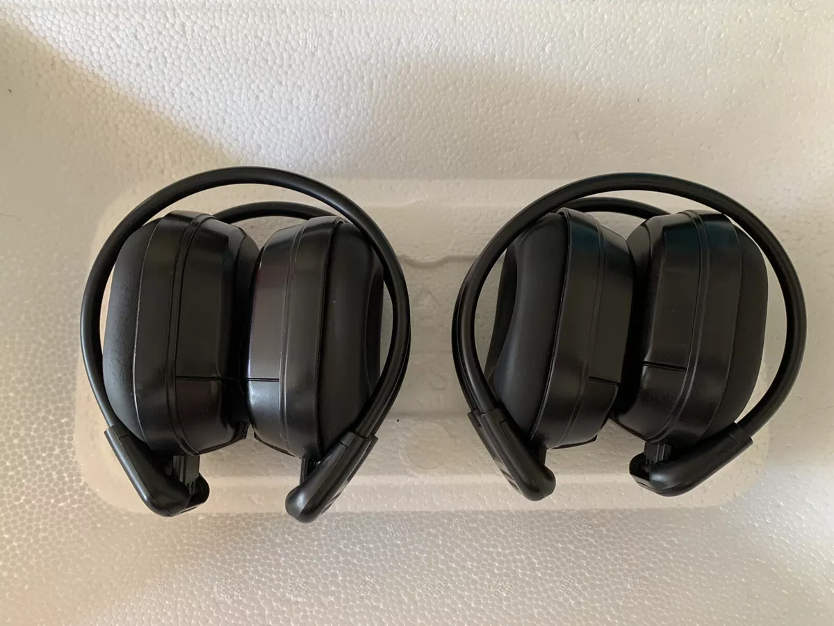 SET OF 2 WIRELESS STEREO HEADPHONES 90 3040 eBay